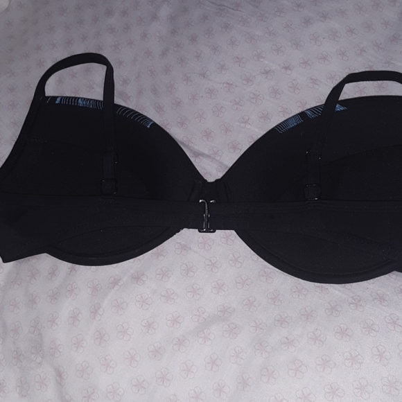 Bathing suit - Picture 4 of 6